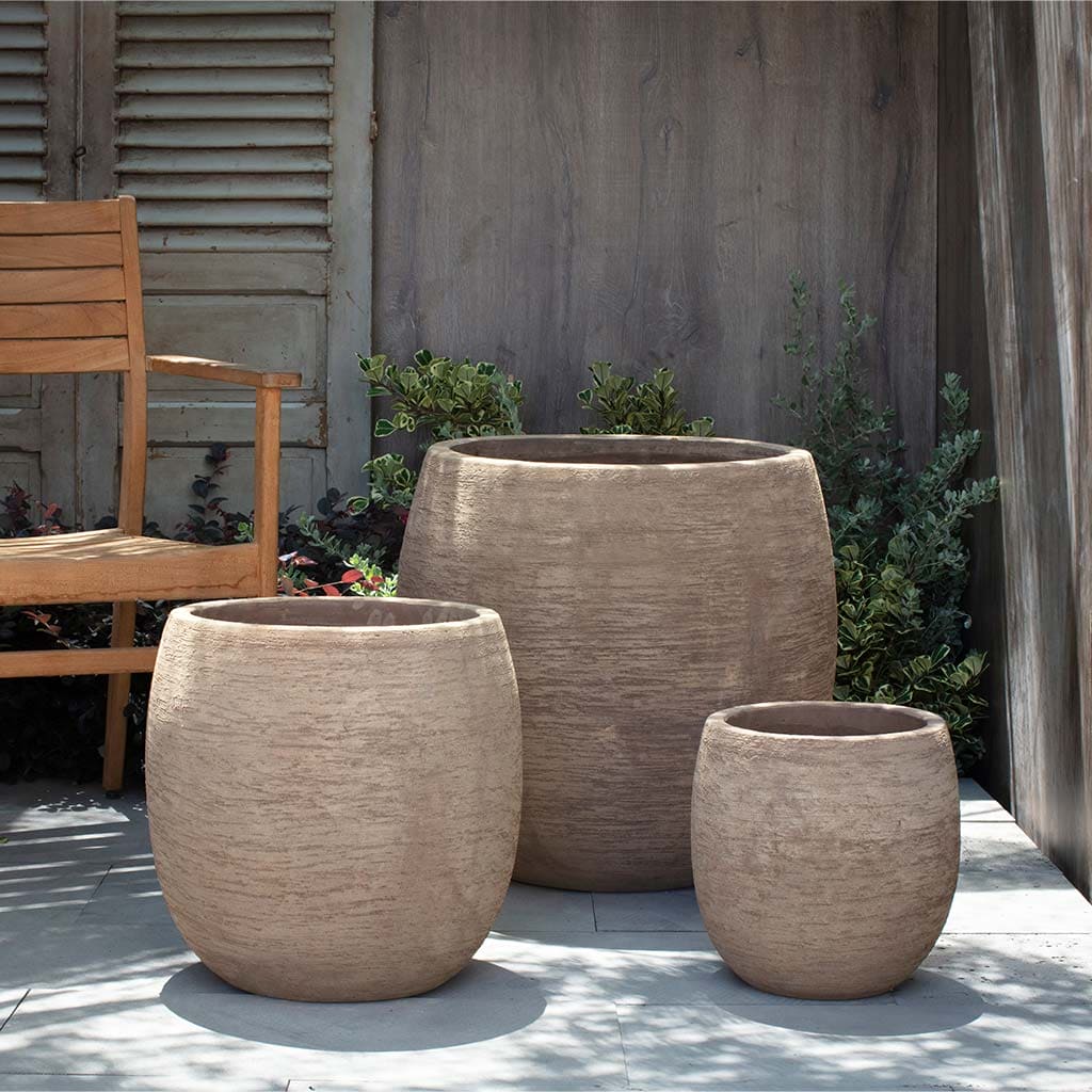 set of 3 large outdoor plant pots Campania International Tahoe Planter in Brown Terra Cotta set of 3