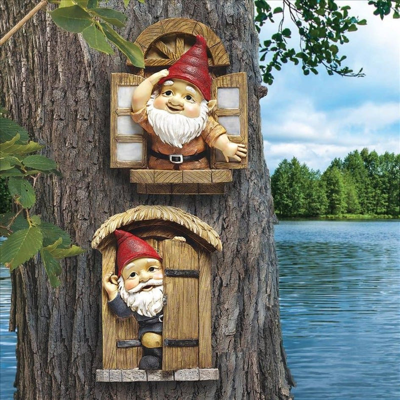 The Knothole Gnomes Garden Welcome Tree Sculpture by Design Toscano