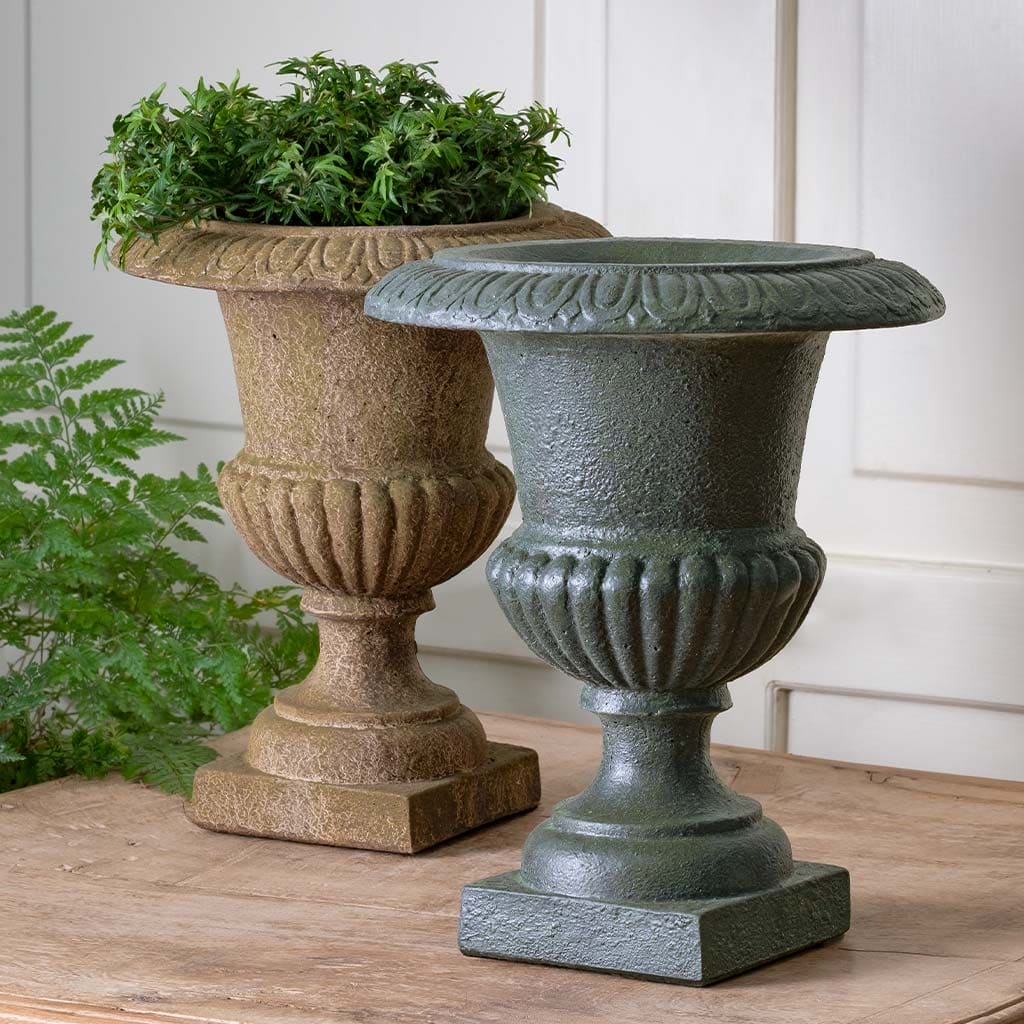 planters urn Sheffield Urn, Small Campania International