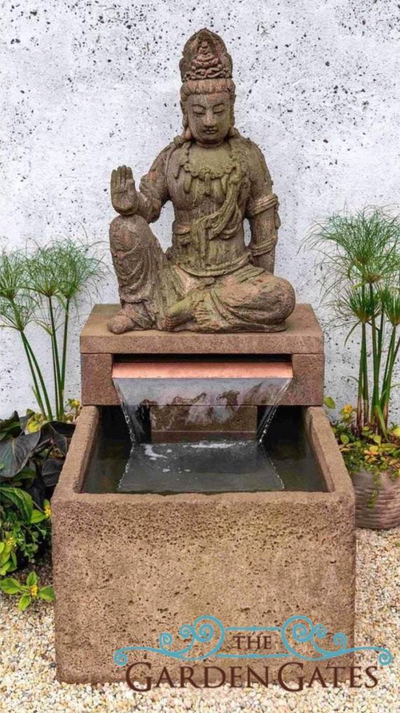 5 Types of Asian Statues Everyone Should Have in Their Garden