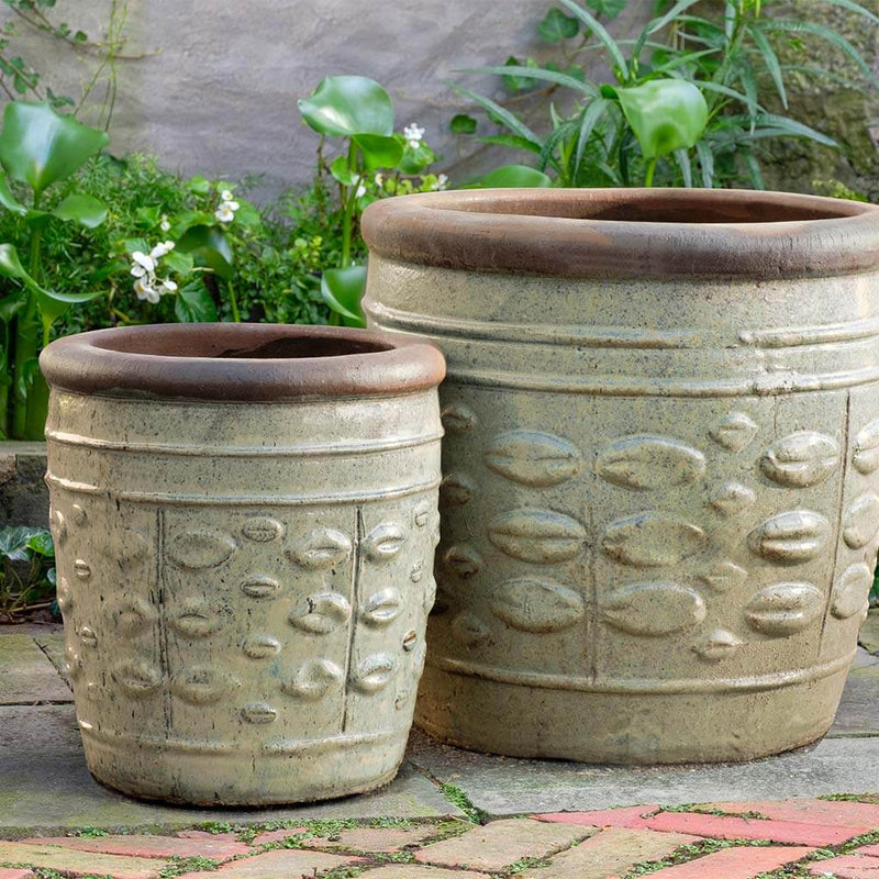 Campania International Rustic Leaf Pot in Rustic Sand set of 2