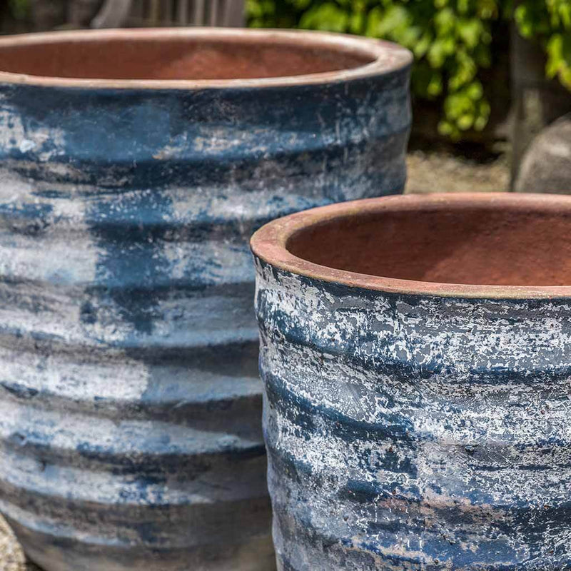 Campania International Sistina Planter in Vicolo Mare set of 2
