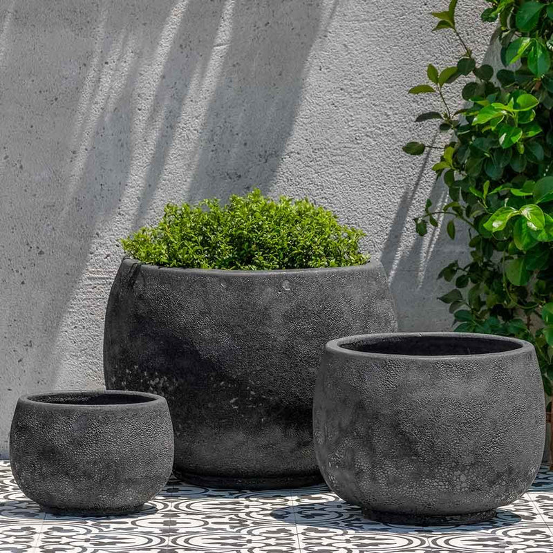 Campania International Cantagal Planter in Volcanic Coral set of 3