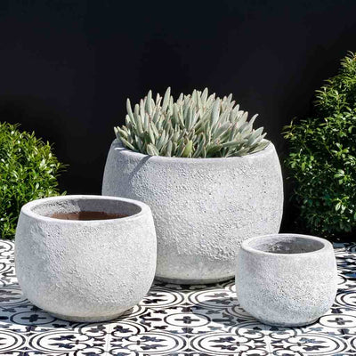 Campania International Cantagal Planter in White Coral set of 3