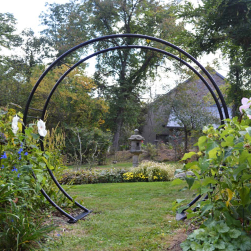 Kinsman Moon Gate Arch