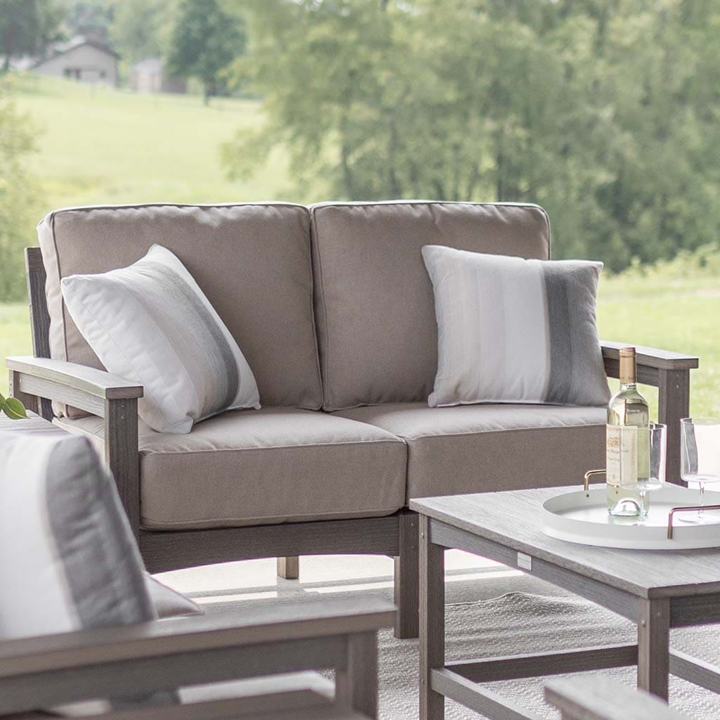 Berlin Gardens Camden Loveseat - Thumbnail 5