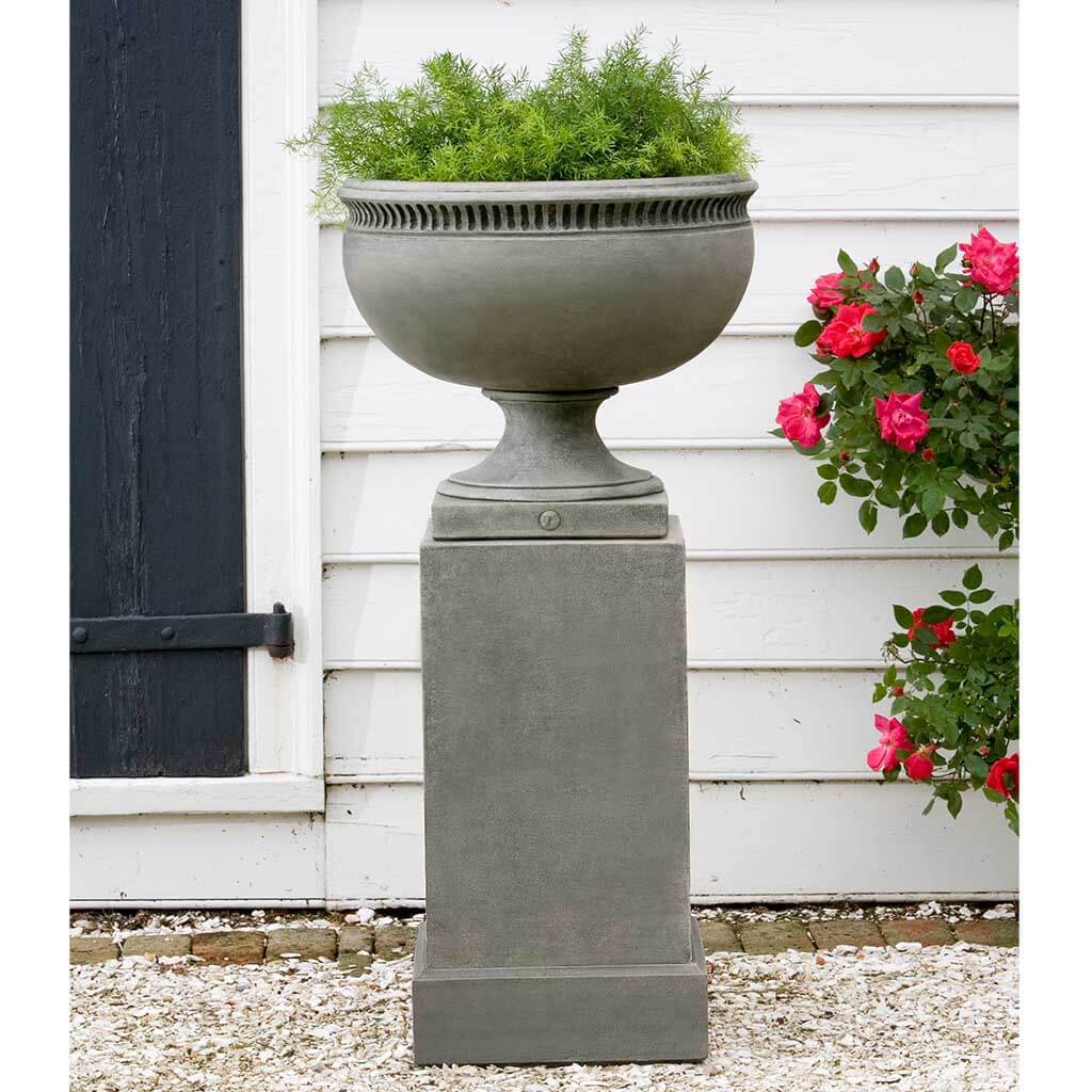 Campania International Williamsburg Plantation Urn with Classic Tall Pedestal