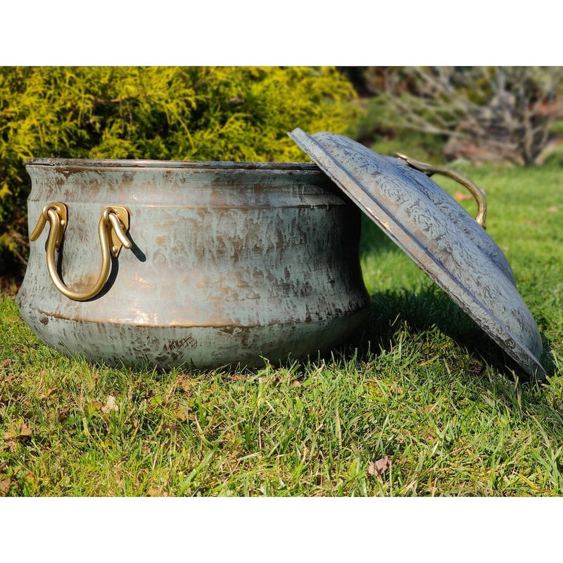 Good Directions Sedona Hose Pot with Lid with Brass Accents