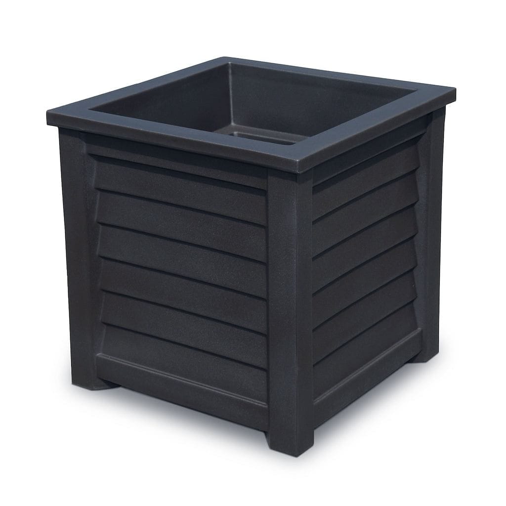 20 plastic planter Mayne Lakeland 20" x 20" x 20" White Planter