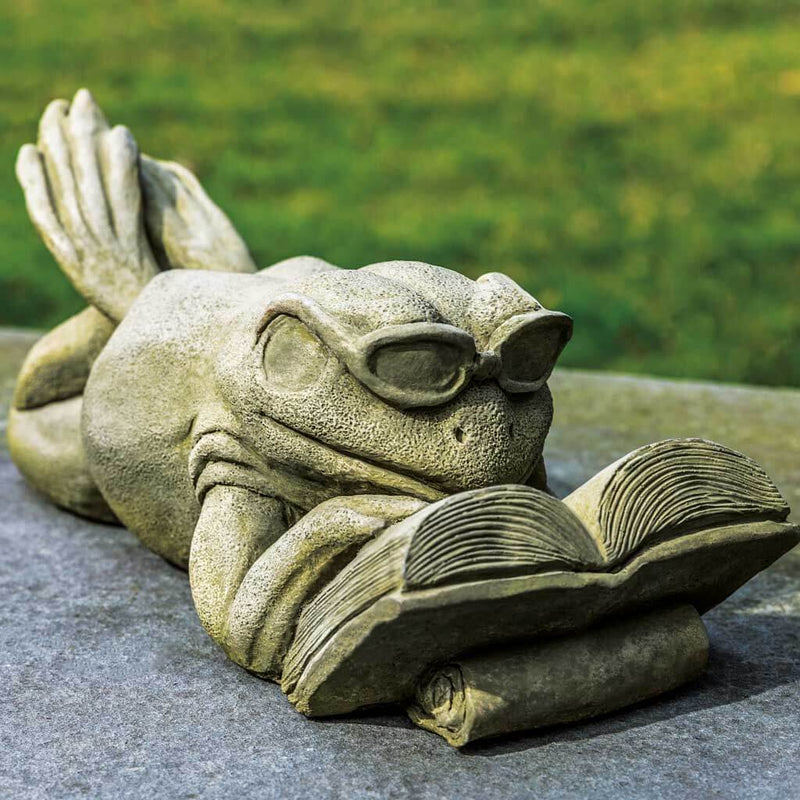Campania International Summer School Statue stained in the English Moss patina, the ideal color for this garden statue.