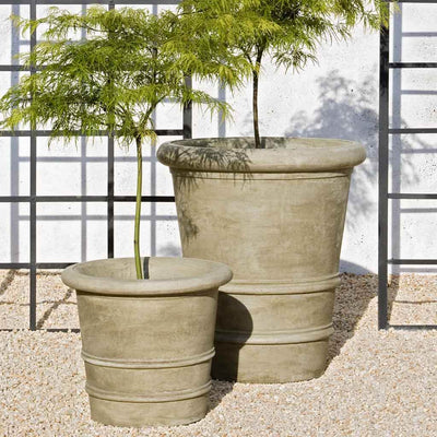Campania International Lucca Garden Planter, displayed in the best-selling hand-applied color.