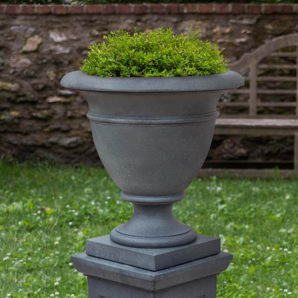 St. James Large Urn - Thumbnail 2