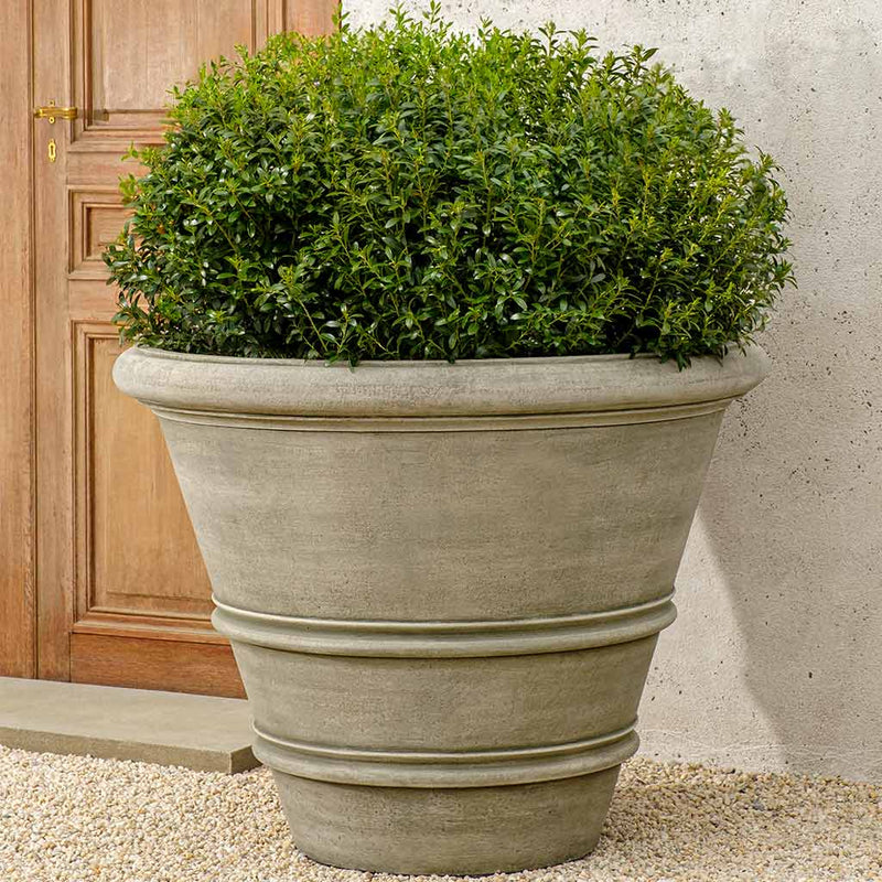 Campania International Classic Rolled Rim 40 inch, displayed in the best-selling hand-applied color.